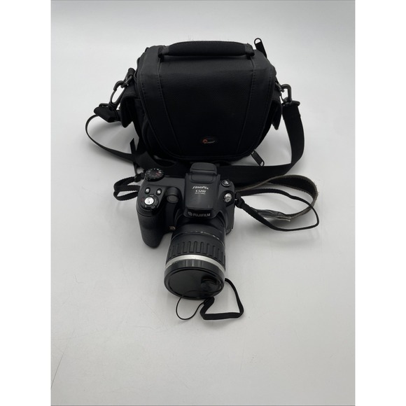 Fujifilm Finepix S5200 Digital SLR Camera 5.1MP 10x Optical Zoom + Strap+Case